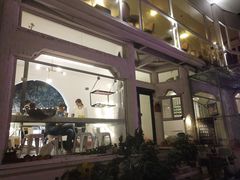 -有猫主题·治愈系猫咖(曾厝垵店)