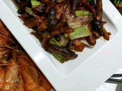 -赶海部落海鲜城(海阳路店)