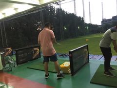 -仙霞高尔夫练习场-停车场
