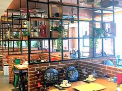 -喝丢一只鞋辣炒海鲜小烧烤(三八广场店)