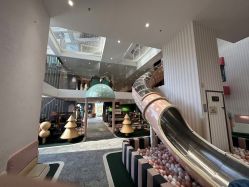 -奈尔宝·儿童乐园·亲子餐厅(华采天地店)