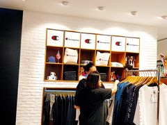 -Champion(武汉国际广场店)