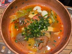 -成都你六姐·牛肉冒菜(上海环宇荟店)