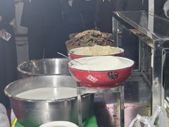 -正宁路小吃夜市