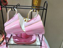 -赫本轻奢美颜中心