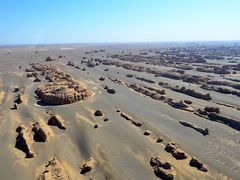 -敦煌雅丹国家地质公园