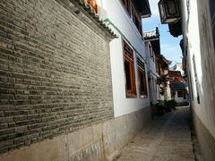 -五花石之旅客栈