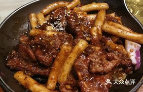 Braised Pork Ribs with Rice Cake