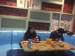 -蓝乐光量贩KTV(浦东禹悦汇店)