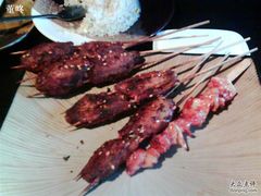 雷人烤翅和骨肉相连-串来串去(中关村店)