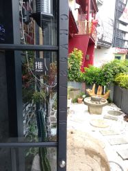 门面-潮沙龙剪发烫发染发