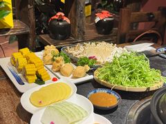 -大匠工房古船木艺术餐厅·猪肚鸡专门店(长白仙岛店)