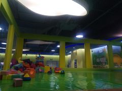 -爱玩嘉年华(龙湖杭州金沙天街店)