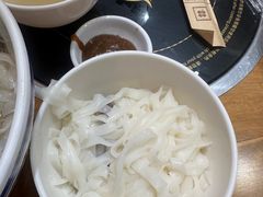 -甘掌门·化州驰名牛杂粉(越秀店)