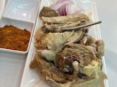 手抓肉-马旭土鸡焖花卷·真域顺西域美食(天马大道店)