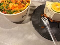 -W COLLECTIVE  DESSERT SHOP