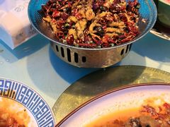 -巴特餐饮6加1音乐餐吧·新疆菜