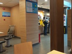 -麦当劳(乳山路店)