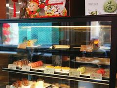 面包甜点陈列柜-麦当劳(北京路广百广场店)