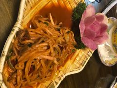 酸辣萝卜丝-吉祥圣雪藏餐