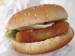 鳕鱼堡-华莱士·全鸡汉堡(济南大明湖店)
