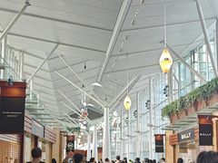 -东荟城名店仓