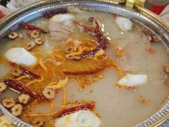 -冶建镜子·老南昌大排档·江西虾王(总店)