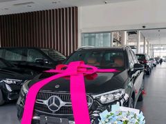 -天津波士信达奔驰4S店(卫津南路店)