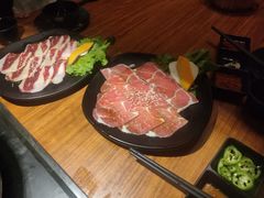 -山居屋炭火烧肉(厚街万达店)