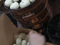 -舒小笼松针小笼包