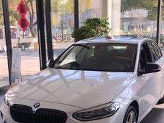 -上海宝信宝马4S店