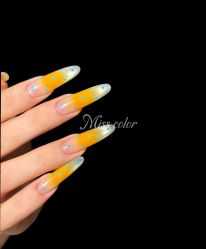 -蜜丝卡伦美甲美睫半永久