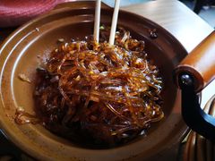 -有红鸡毛店·川菜(建设路店)