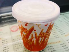 杏仁汁鲜奶-义顺牛奶公司(庇利金街店)