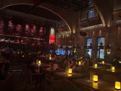 -FOUR PLAY BAR