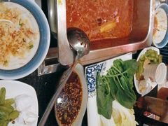 -百年川椒重庆老火锅(光谷店)