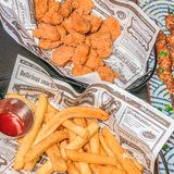 我大杭州‼️终于有了‼️能烧烤能喝酒还能K歌的8023‼️