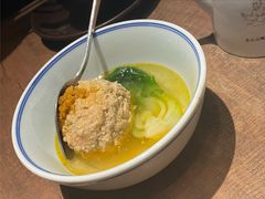 蟹粉狮子头-香园茶社·金陵小灶(老门东店)