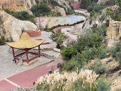 -彩色沙林风景区