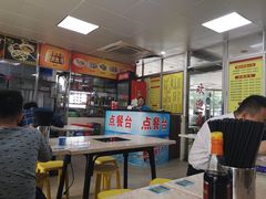 -华威达牛庄(黄埔大道西店)