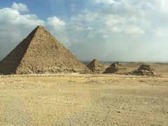 -吉萨金字塔群