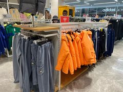 -BIGOFFS 超级折扣(仁恒伊势丹店)