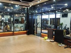 -豪逸健体(中骏广场店)