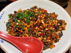 萝卜干炒田螺-吃饭皇帝大(解放西路店)