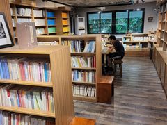 -晓风书屋(大学路店)