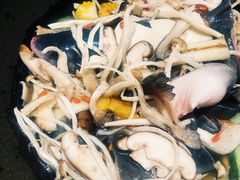鲜潭蒸汽石锅江团鱼-鲜潭蒸汽石锅鱼(五道口购物中心店)