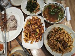 -贯贯吉·清真餐厅(浙江中路店)