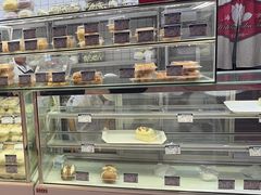 -白玉兰食品甜凤店(合生汇店)