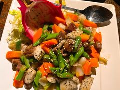 火龙果百合炒牛柳-上楼私房菜(院士路店)