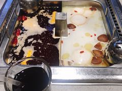 -海底捞火锅(关山保利店)